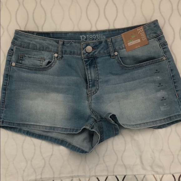 Denim short for Summer ! - Picture 1 of 5